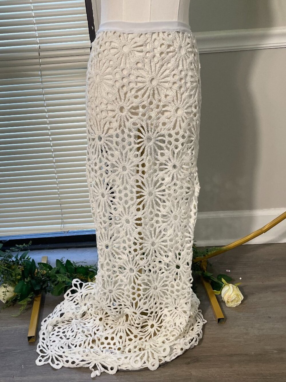 Norma Kamali | Obie Long Skirt